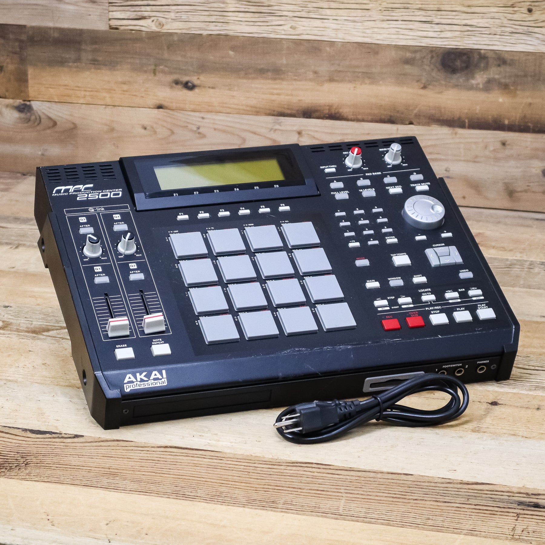 Akai Professional MPC2500 Music Production Center with