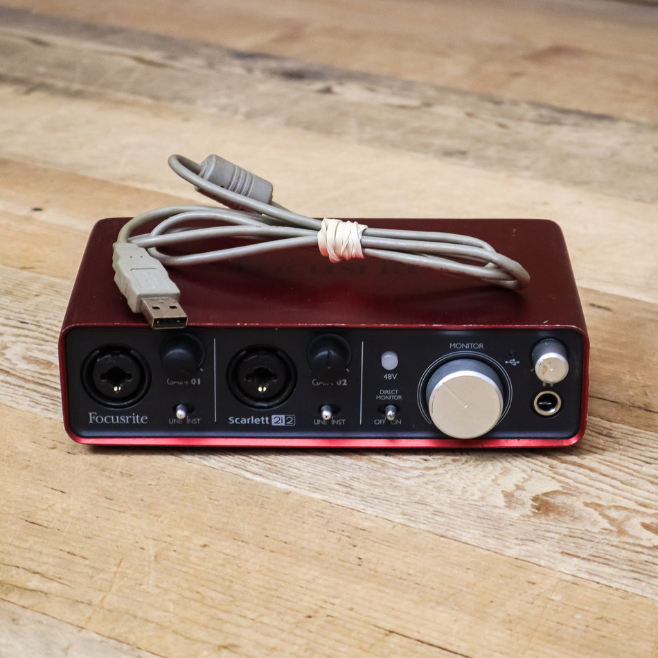 Focusrite Scarlett 2i2 USB Audio Recording Interface