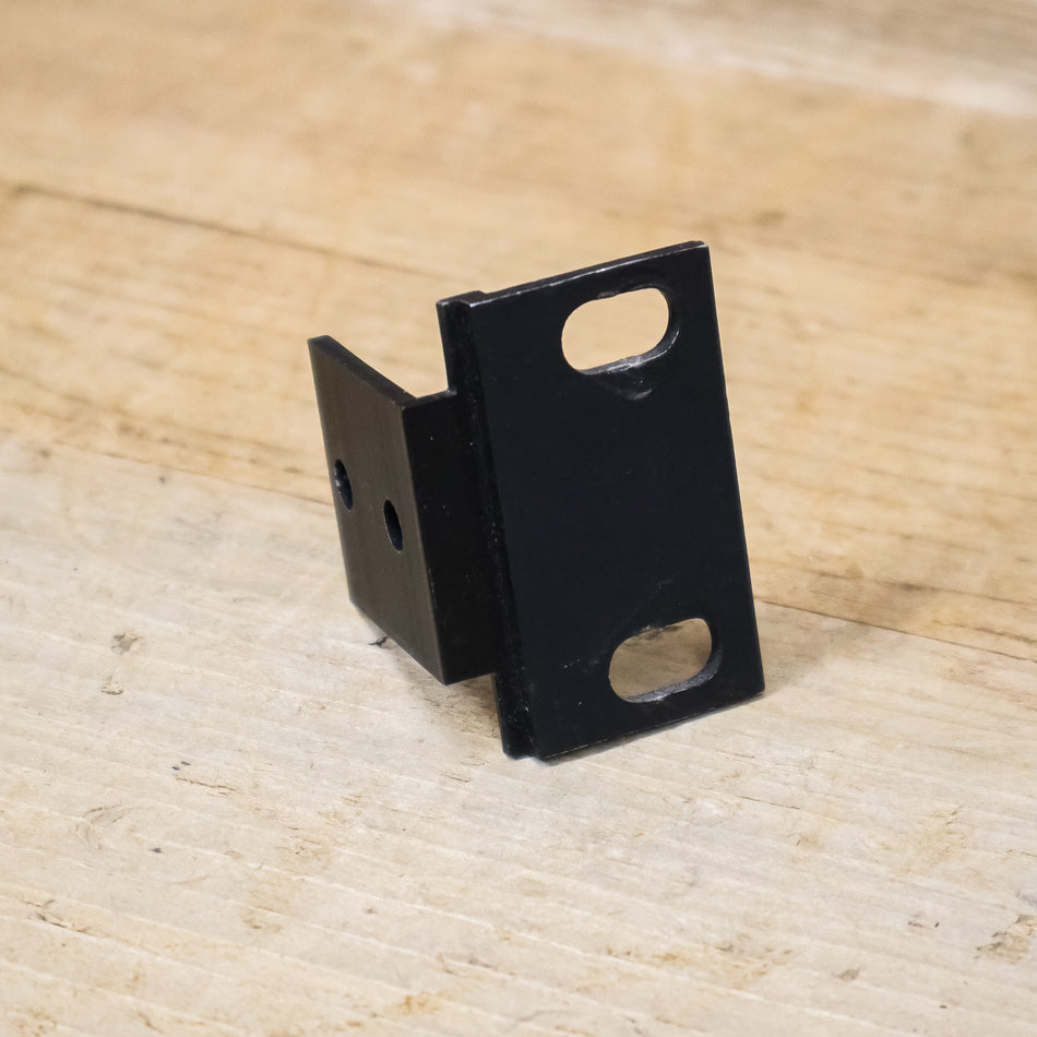 DBX Single Rack Ear for 163x/263x/363x/463x/563x