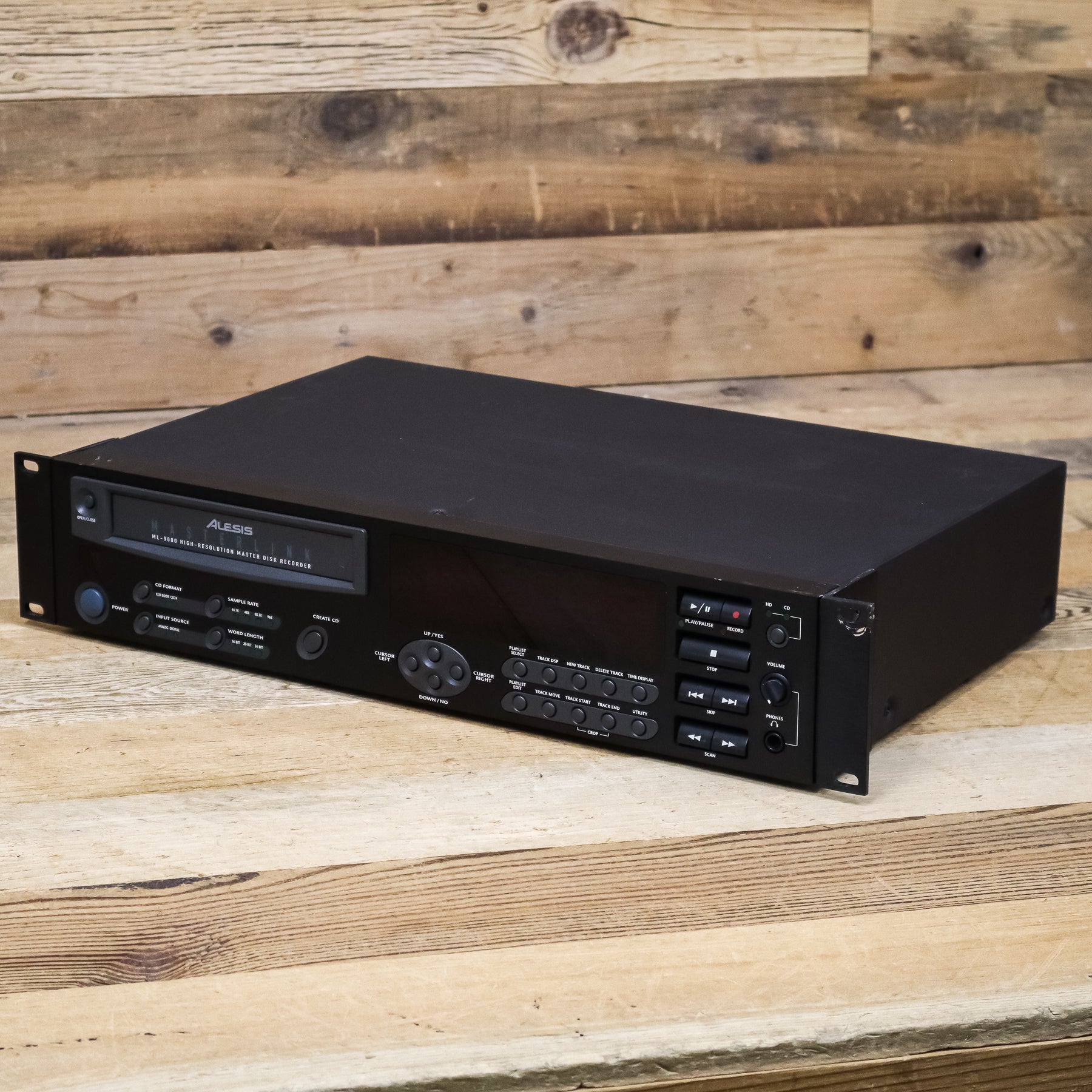 Alesis Masterlink ML-9600 マスターディスクレコーダー Alesis ML9600 Masterlink Recorder | zZounds
