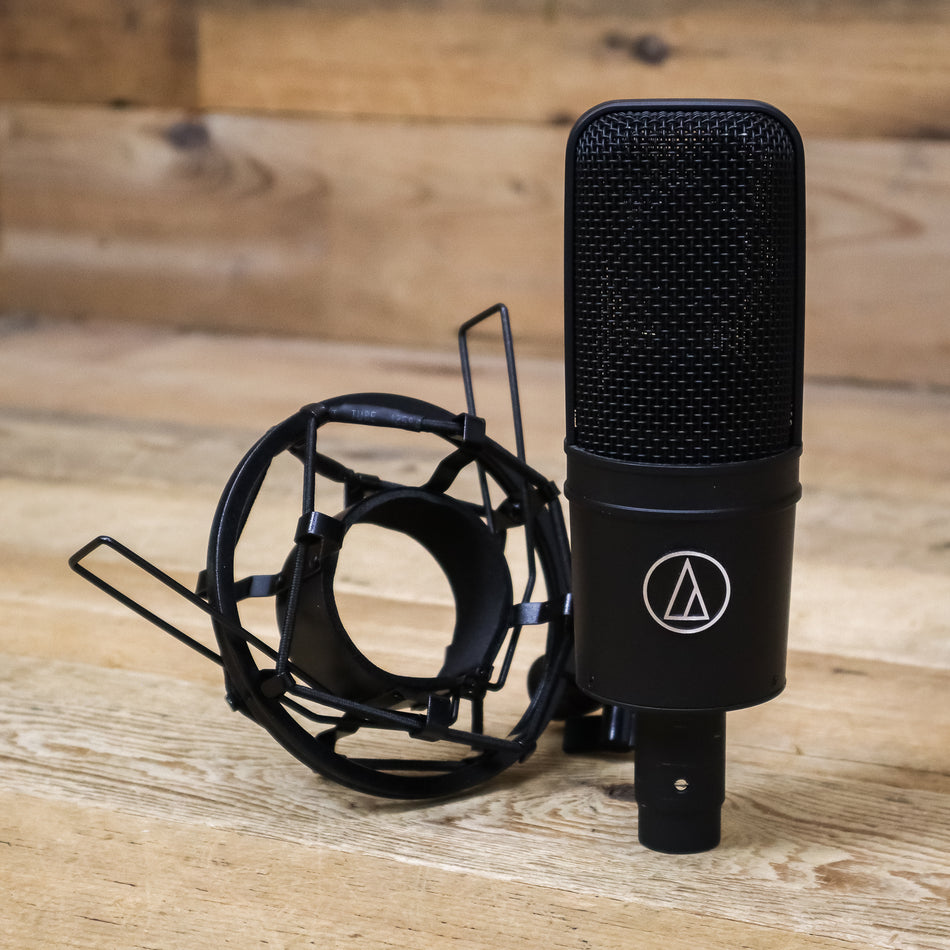 Audio-Technica AT4040 Studio Condenser Microphone