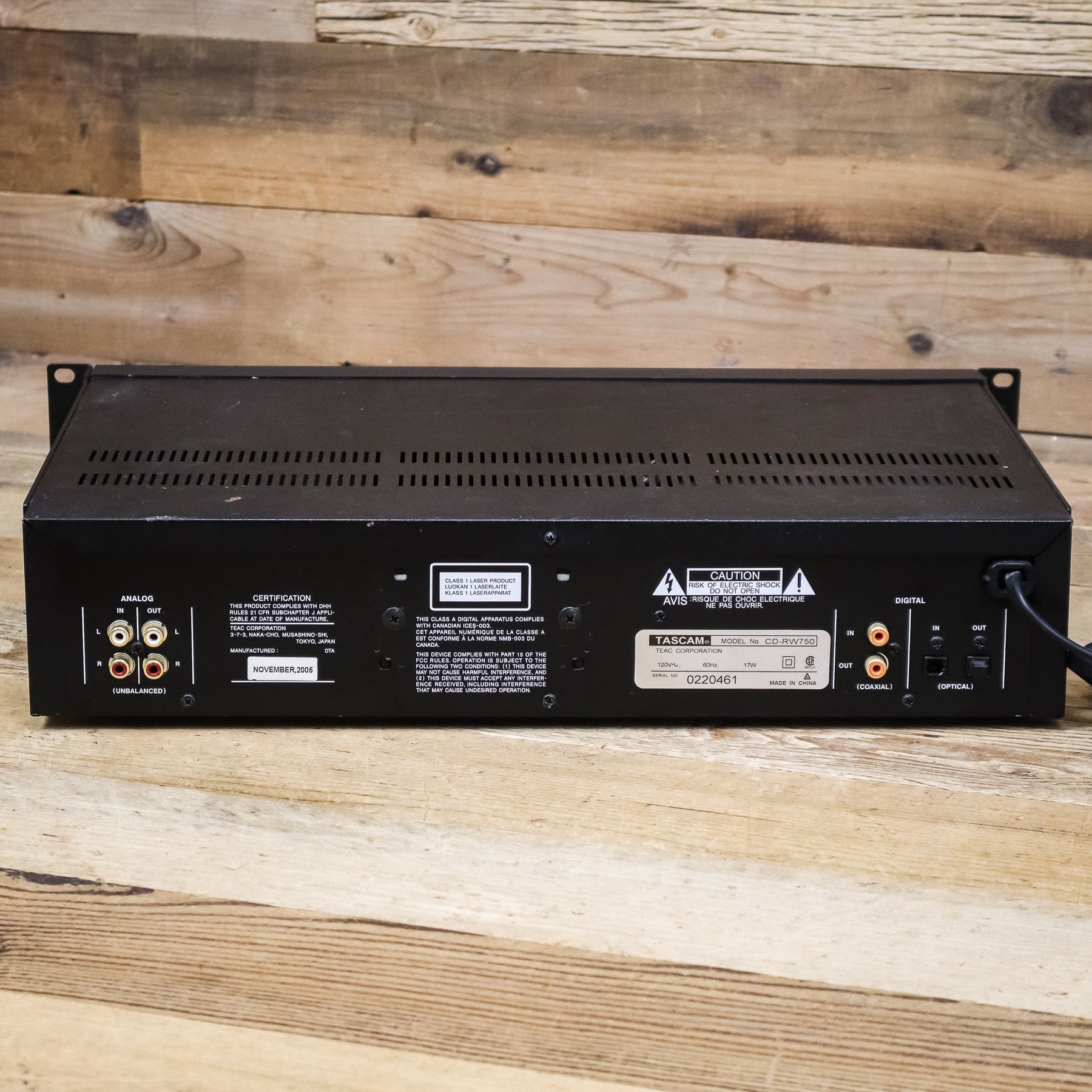 TASCAM CD-RW750 CDデッキ Tascam CD-RW750 CD Recorder/Player – Pixel Pro Audio