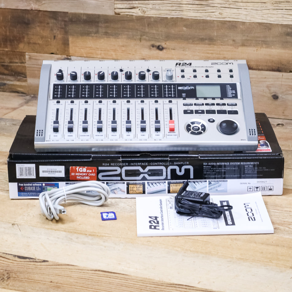 Zoom R24 (R-24) Digital Multitrack Recorder