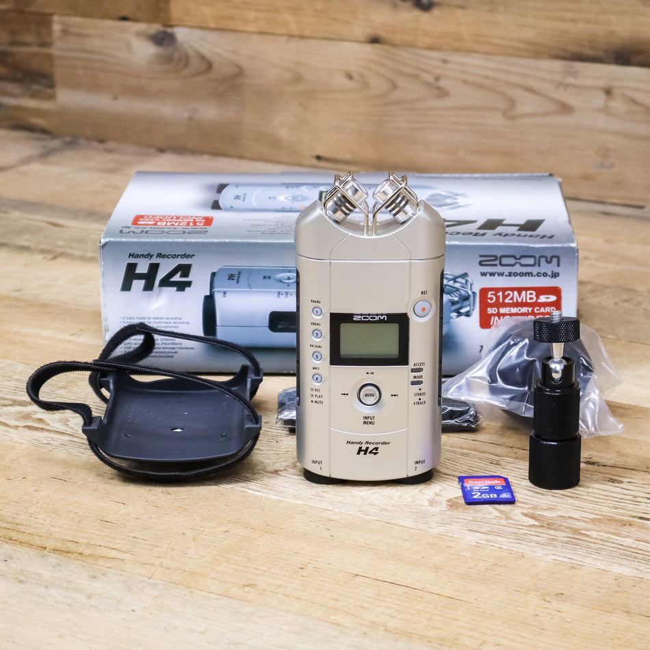 Zoom H4 (H-4) Digital Handheld Recorder