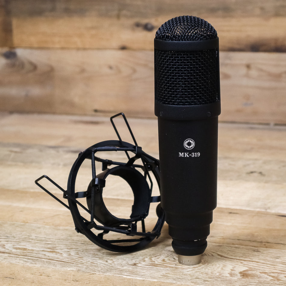 Oktava MK-319 Studio Condenser Microphone