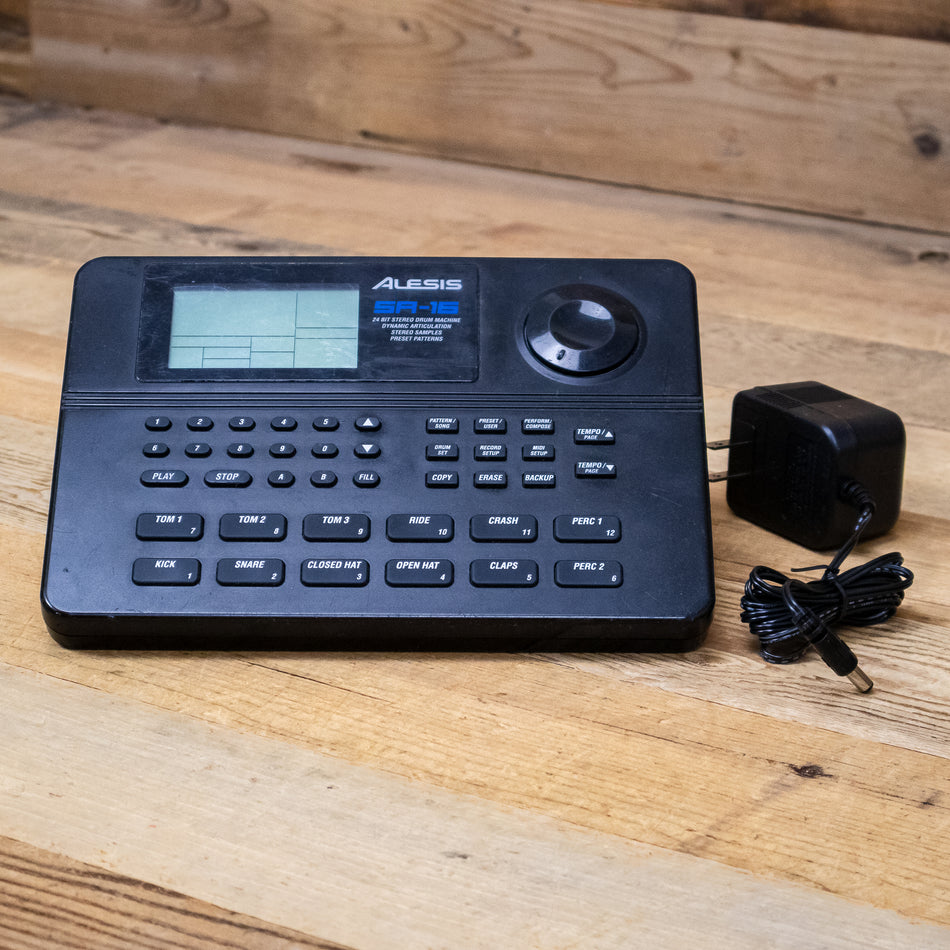 Alesis SR-16 (SR16) Classic Drum Machine