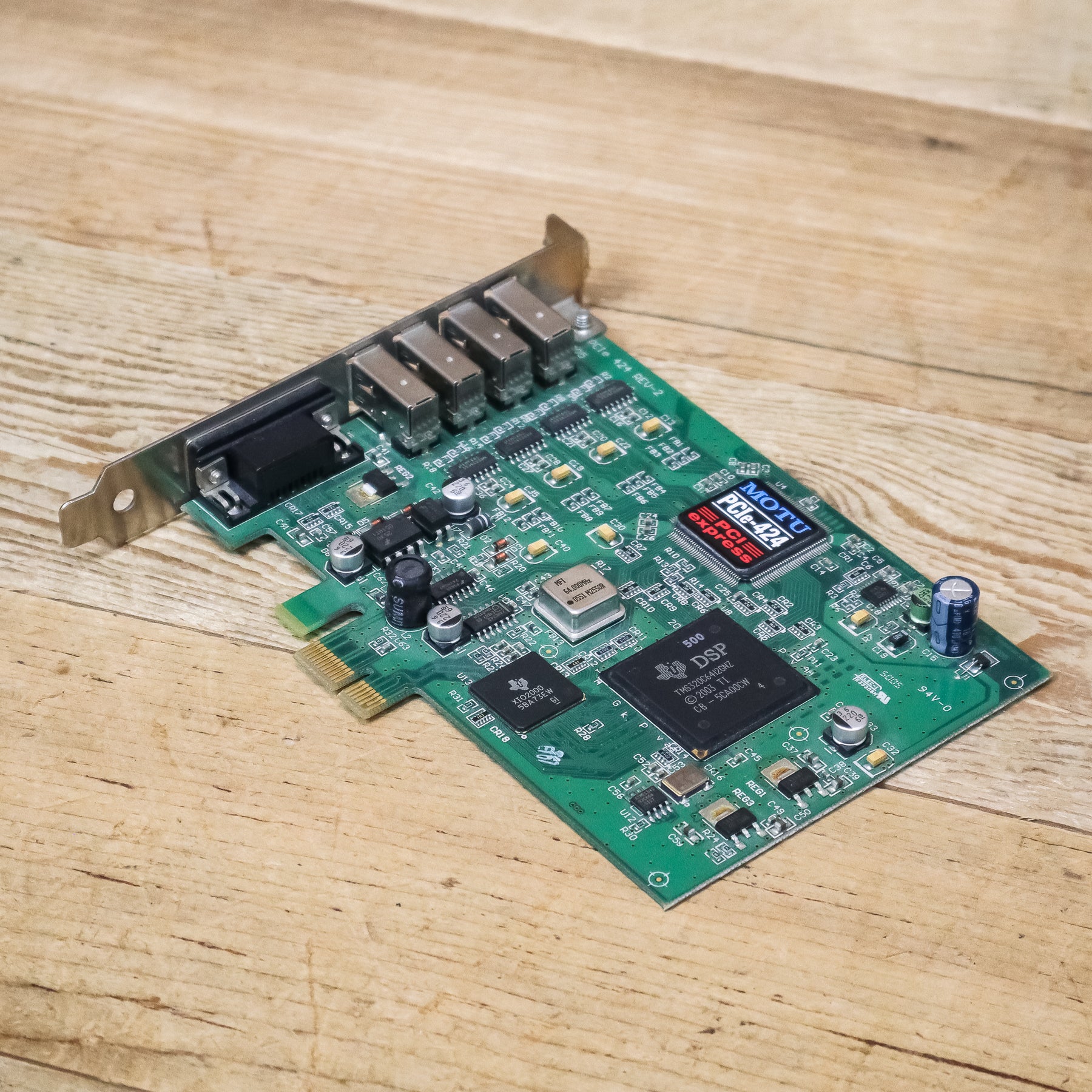 DTM・DAW MOTU PCI-424 DSP Interface Card PCIe-424 | MOTU.com MOTU