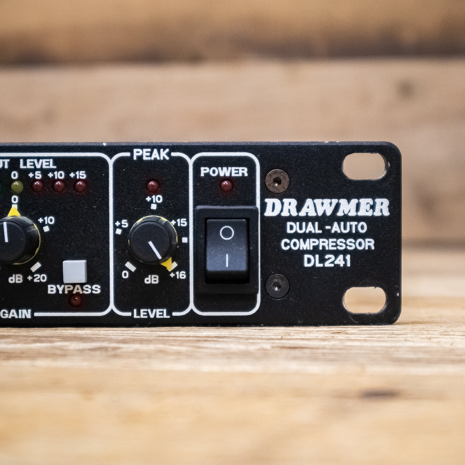 Drawmer DL241 Stereo Auto Compressor Limiter, Rare XLR Version