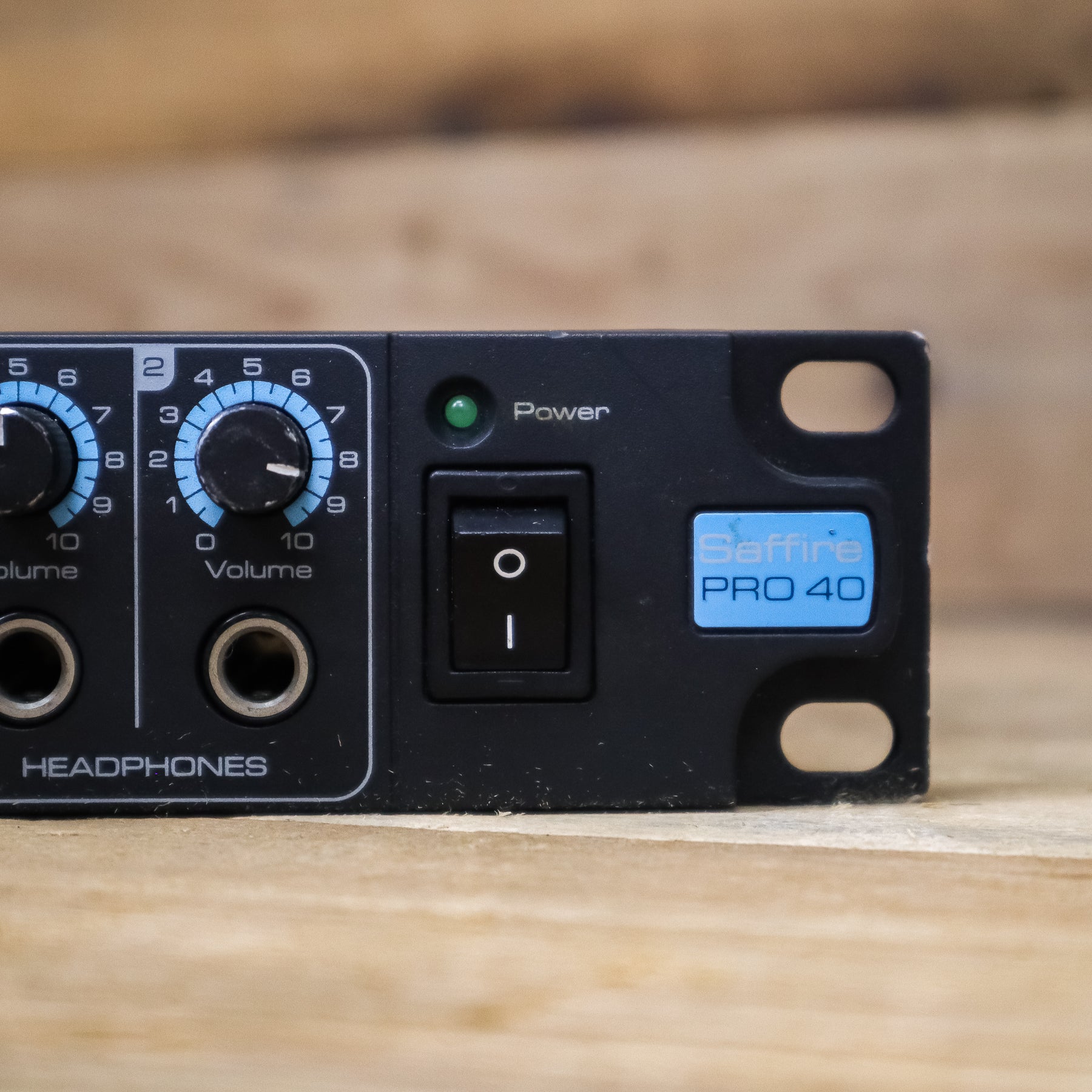 Focusrite Saffire PRO 40 FireWire Audio Interface with Neutrik