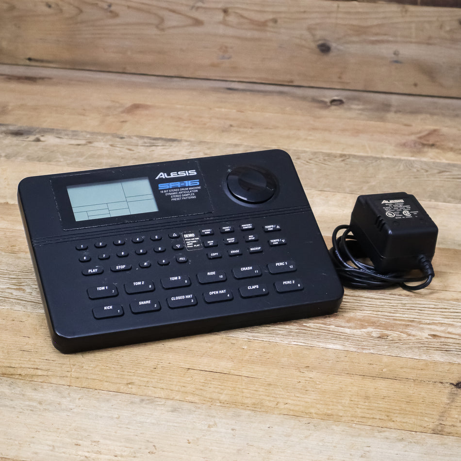 Alesis SR-16 (SR16) Classic Drum Machine