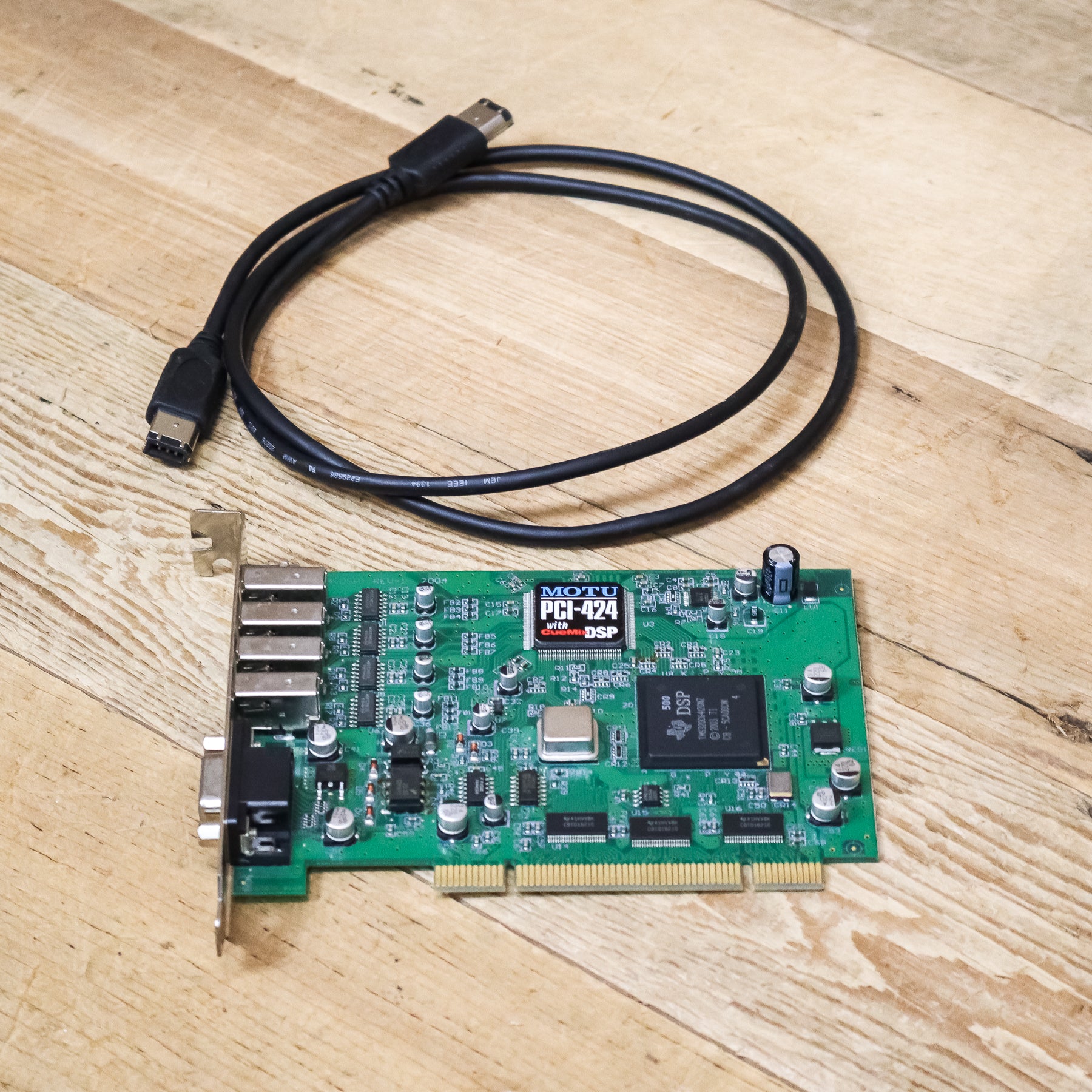 MOTU PCIx-424 AudioWire Card – Pixel Pro Audio