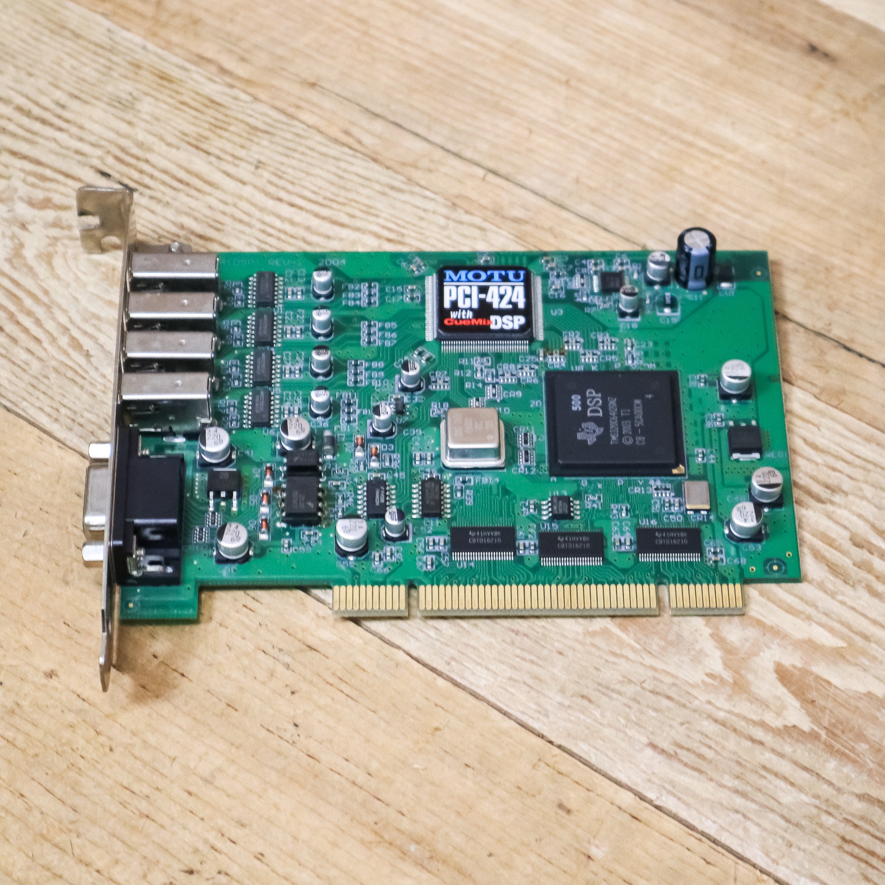 MOTU PCIx-424 AudioWire Card – Pixel Pro Audio