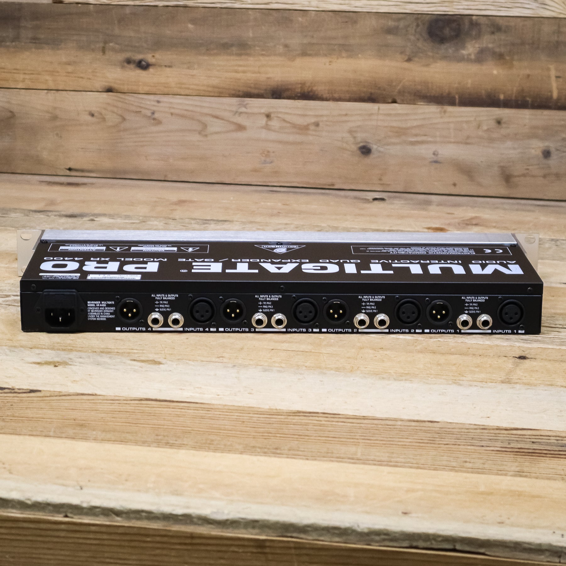 Behringer XR4400 Reference-Class 4-Channel Expander/Gate – Pixel