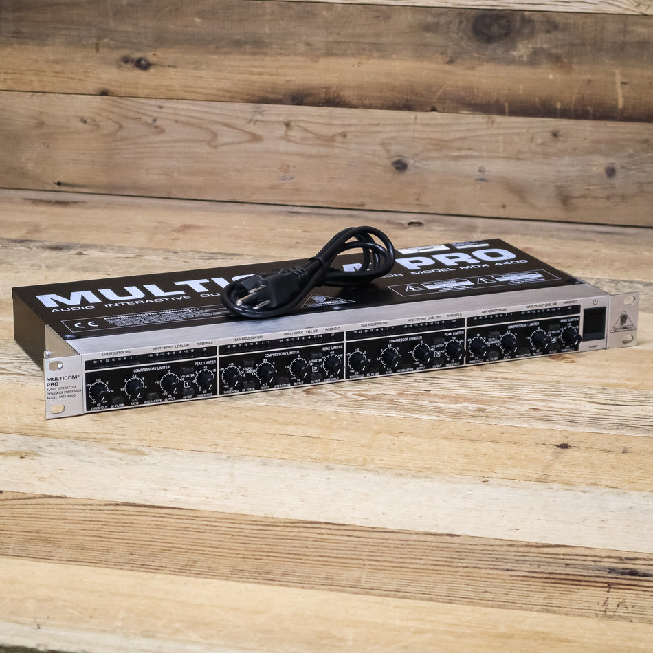 Behringer Multicom Pro MDX4400 4-Channel Compressor/Limiter/Peak Limiter