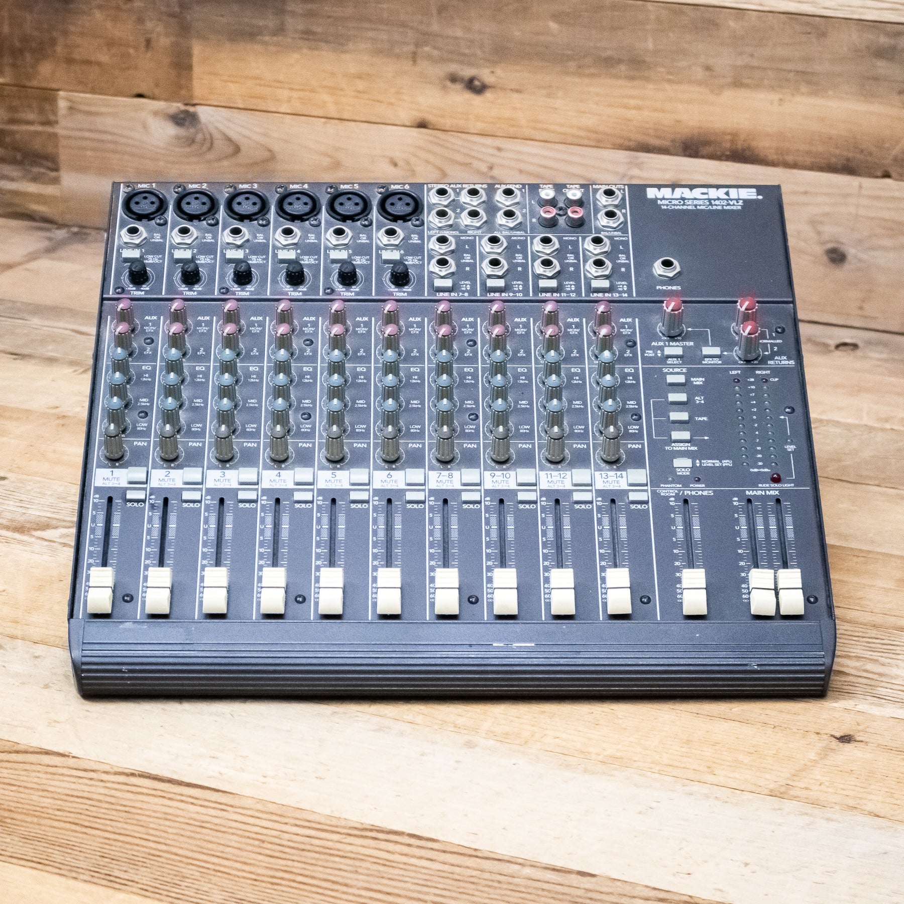 Mackie 1402 VLZ Analog Mixing Console – Pixel Pro Audio