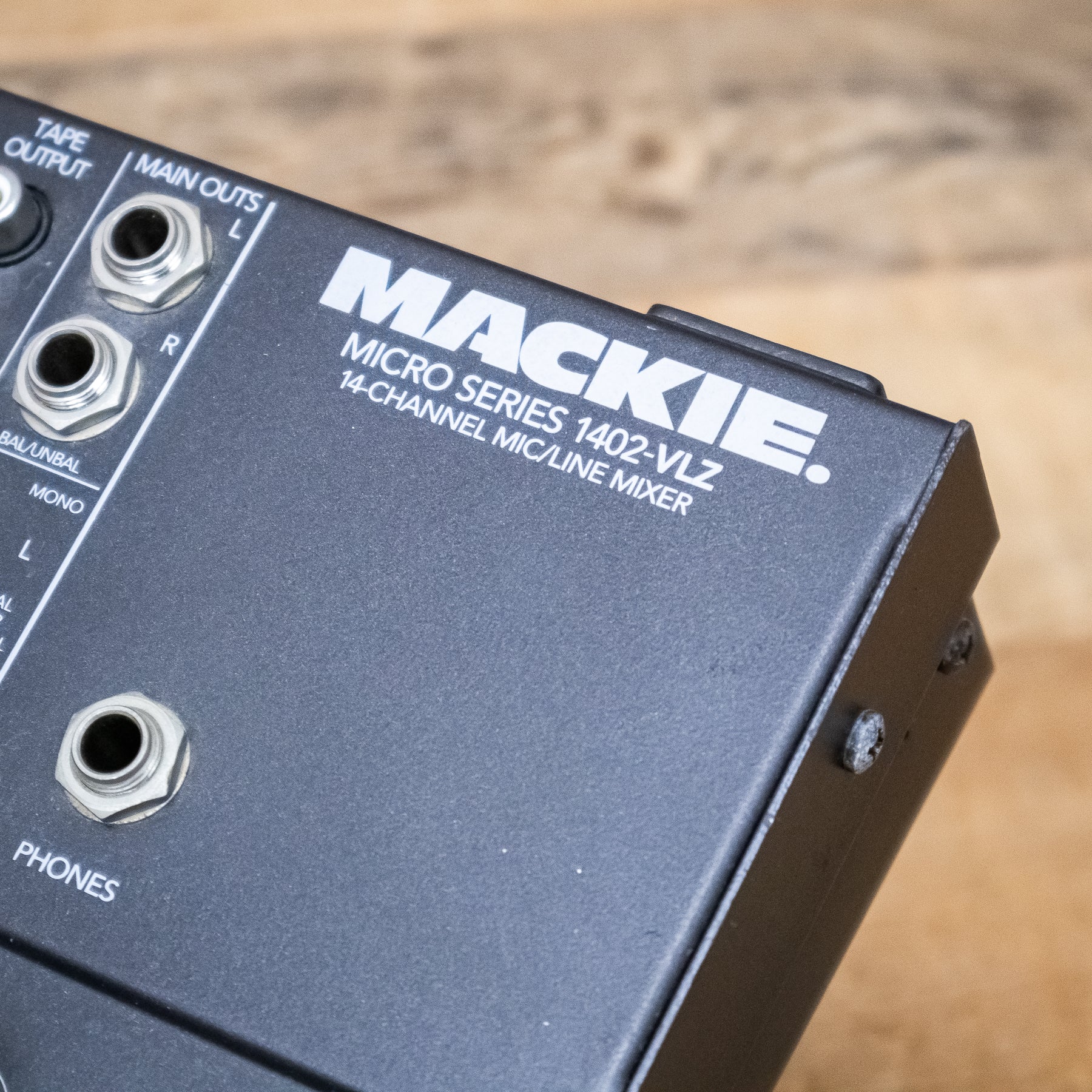 Mackie 1402 VLZ Analog Mixing Console – Pixel Pro Audio