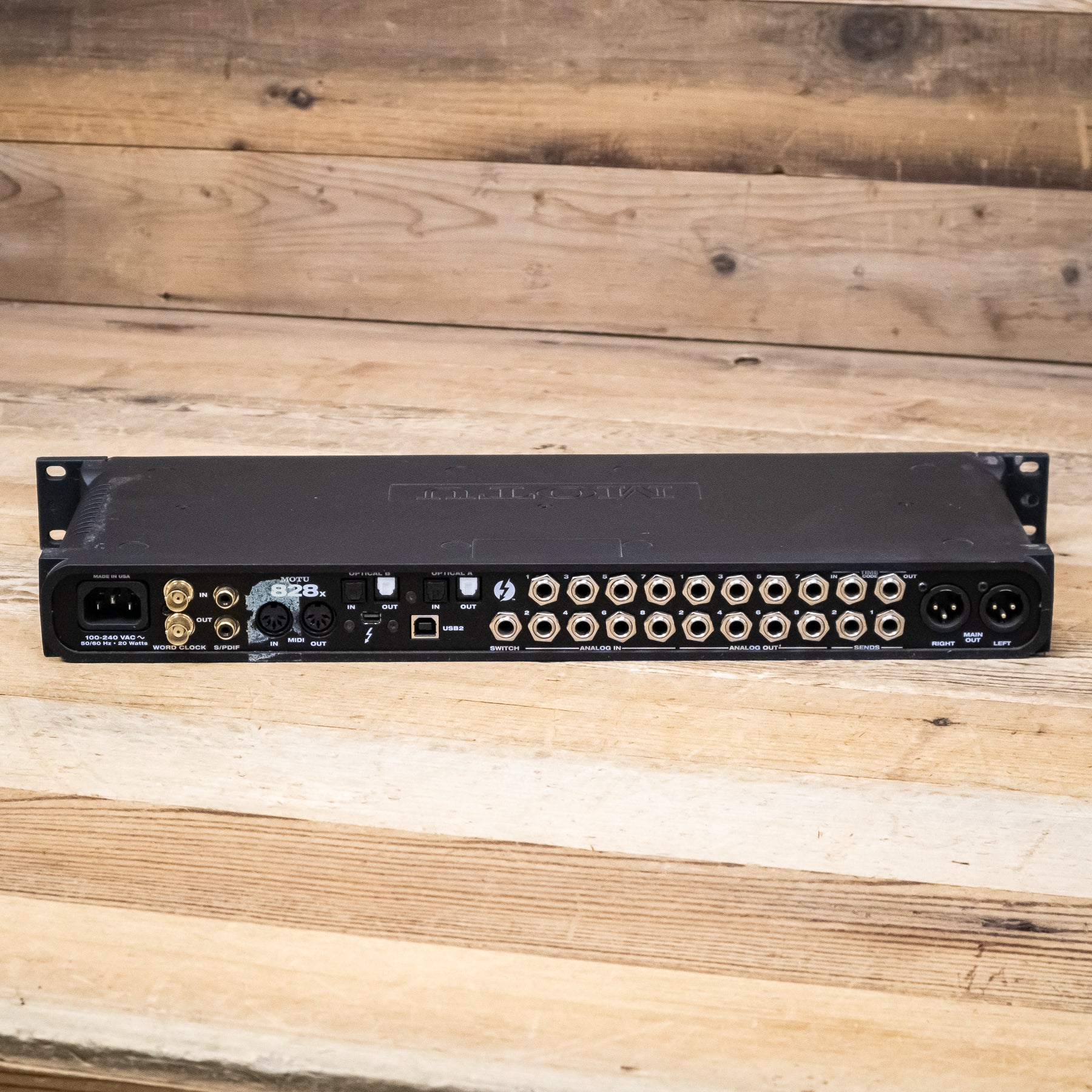 MOTU 828x Thunderbolt/USB2 Audio Interface (Copy) – Pixel Pro Audio
