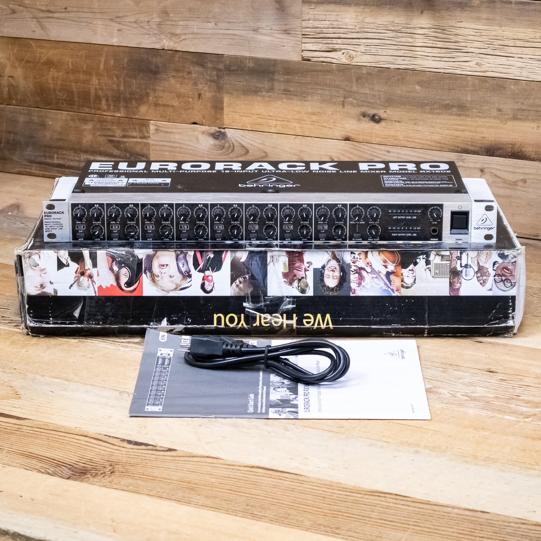 Behringer Eurorack Pro RX1602 16-Input Stereo Line Mixer – Pixel