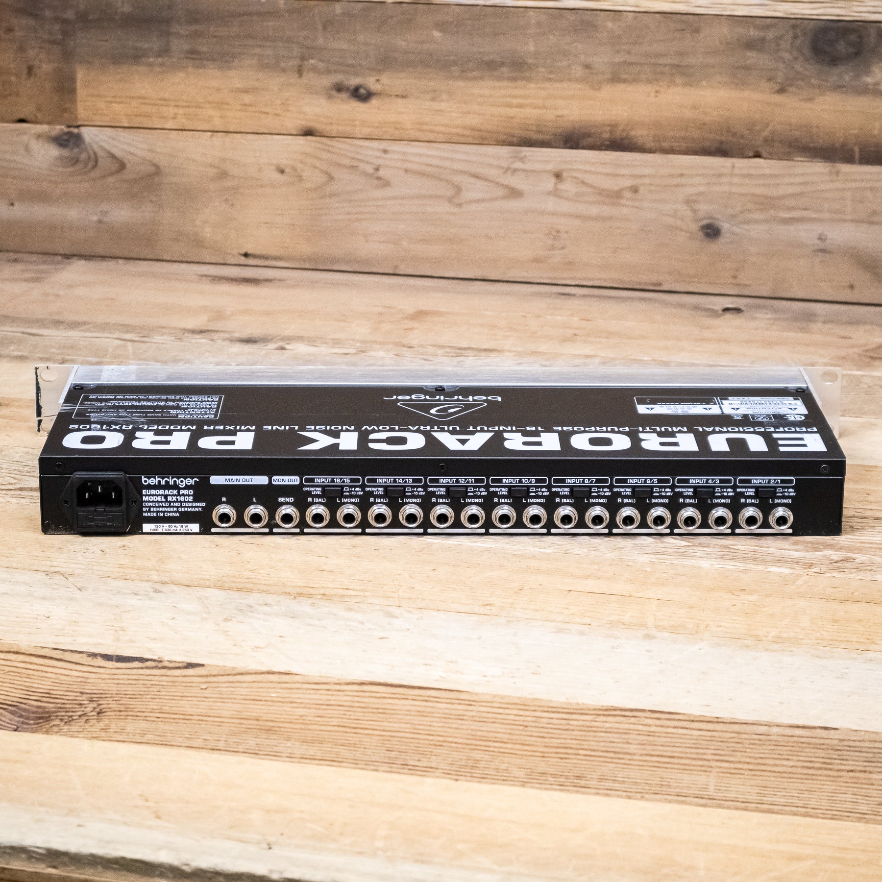 Behringer Eurorack Pro RX1602 16-Input Stereo Line Mixer – Pixel