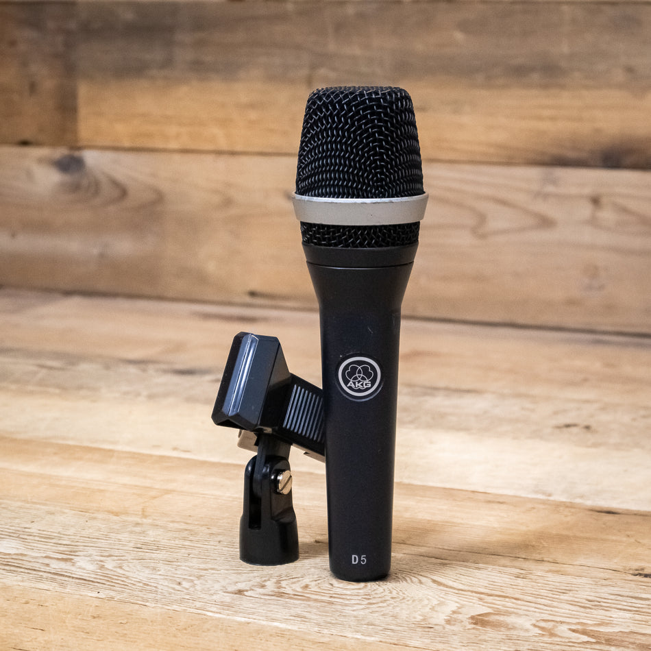 AKG D5 Professional Supercardioid Dynamic Vocal Microphone