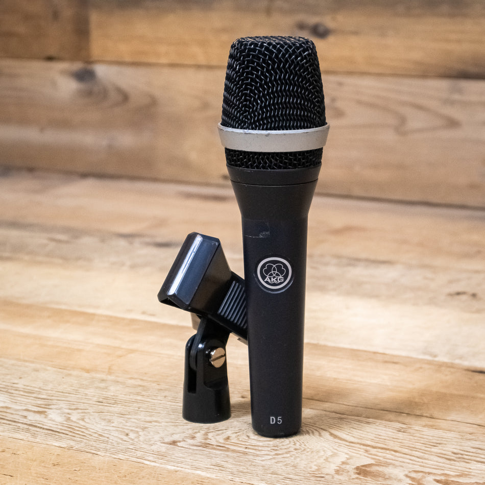 AKG D5 Professional Supercardioid Dynamic Vocal Microphone