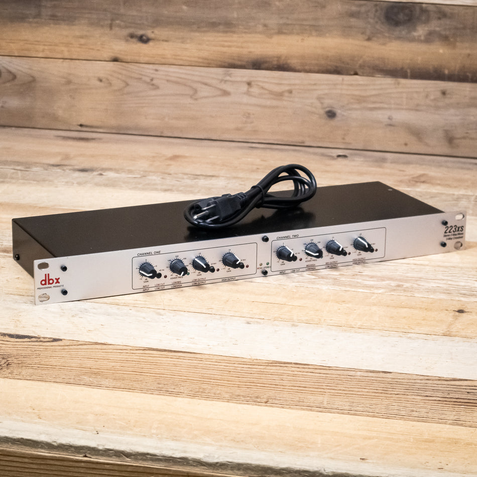 DBX 223xs Stereo 2-Way / Mono 3-Way Crossover