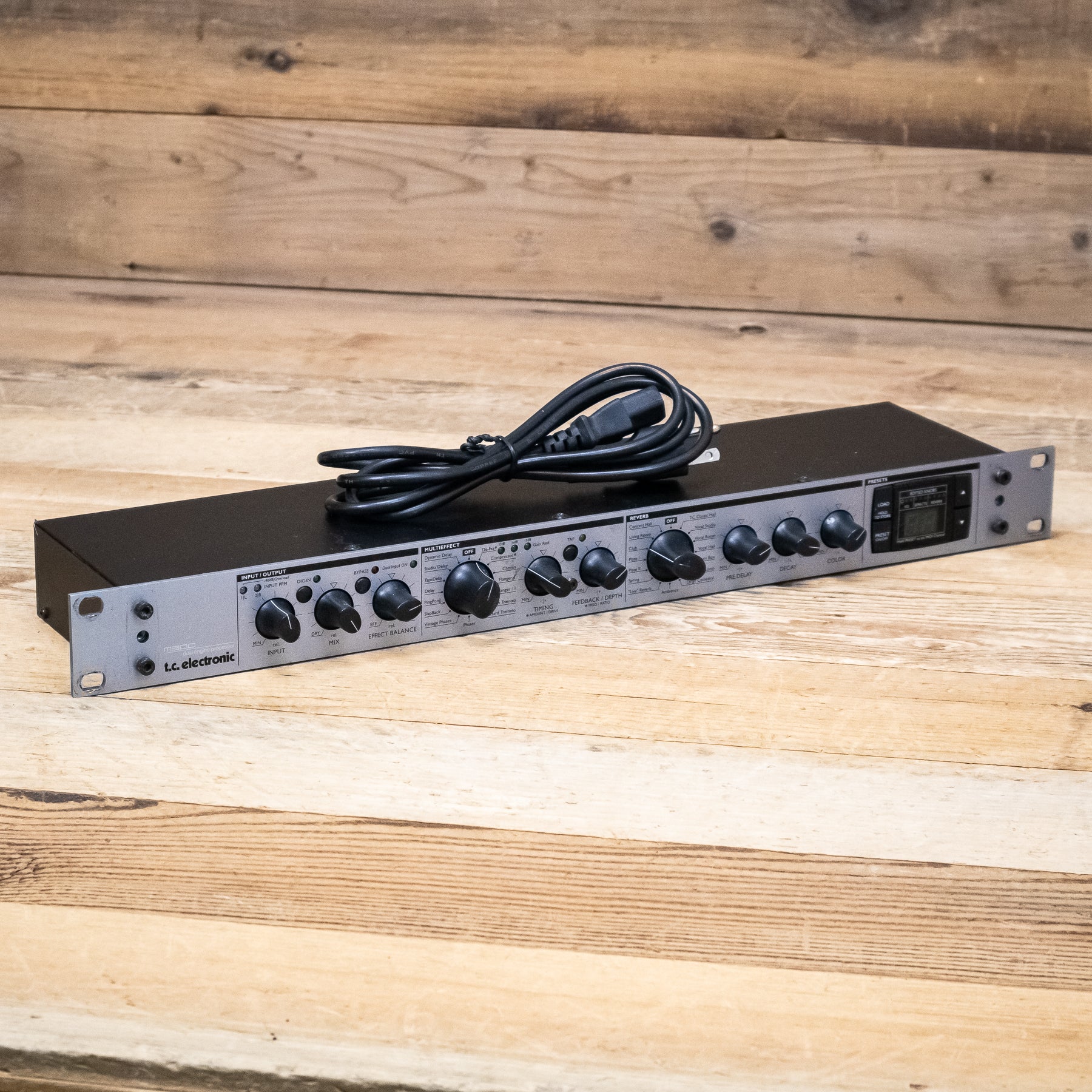 t.c. Electronic M300 エフェクター TC Electronic M300 Dual-Engine Multi-Effects Rack Processor