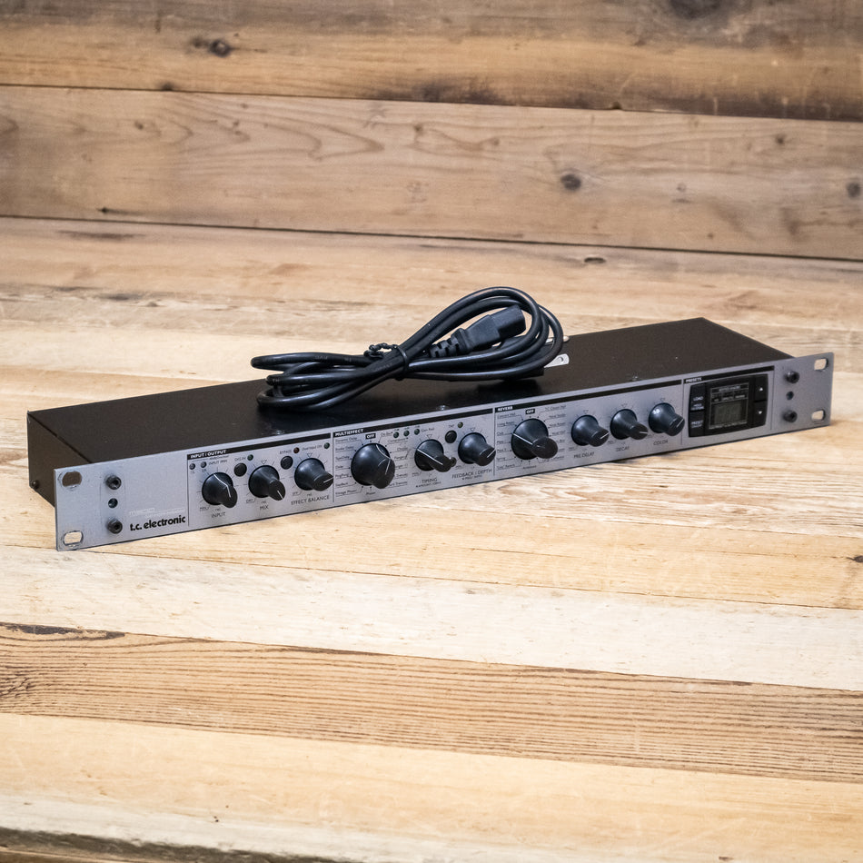 TC Electronic M300 Dual-Engine Multi-Effects Rack Processor