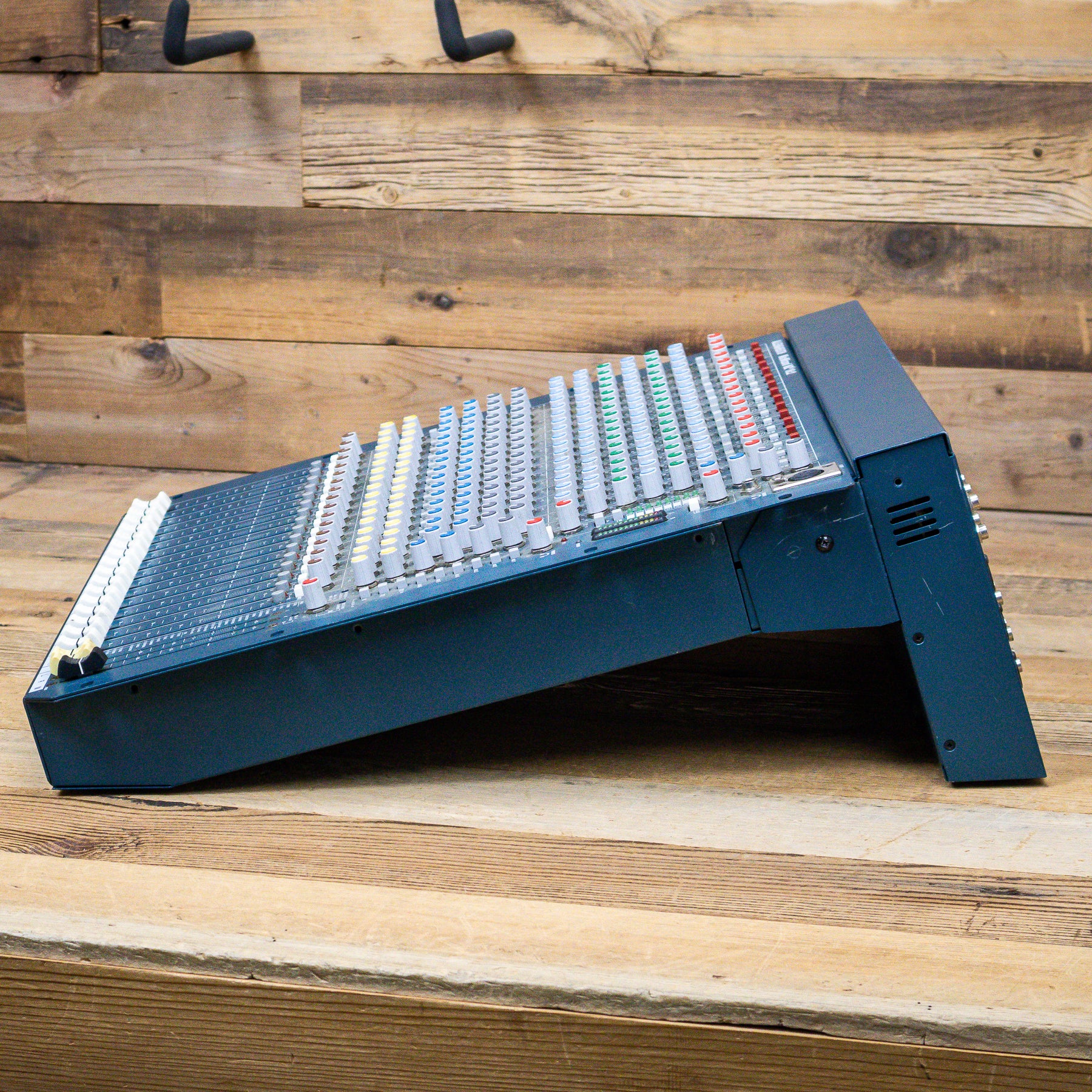 Allen & Heath MixWizard WZ3 16:2 Desktop/Rack Mixer – Pixel Pro Audio