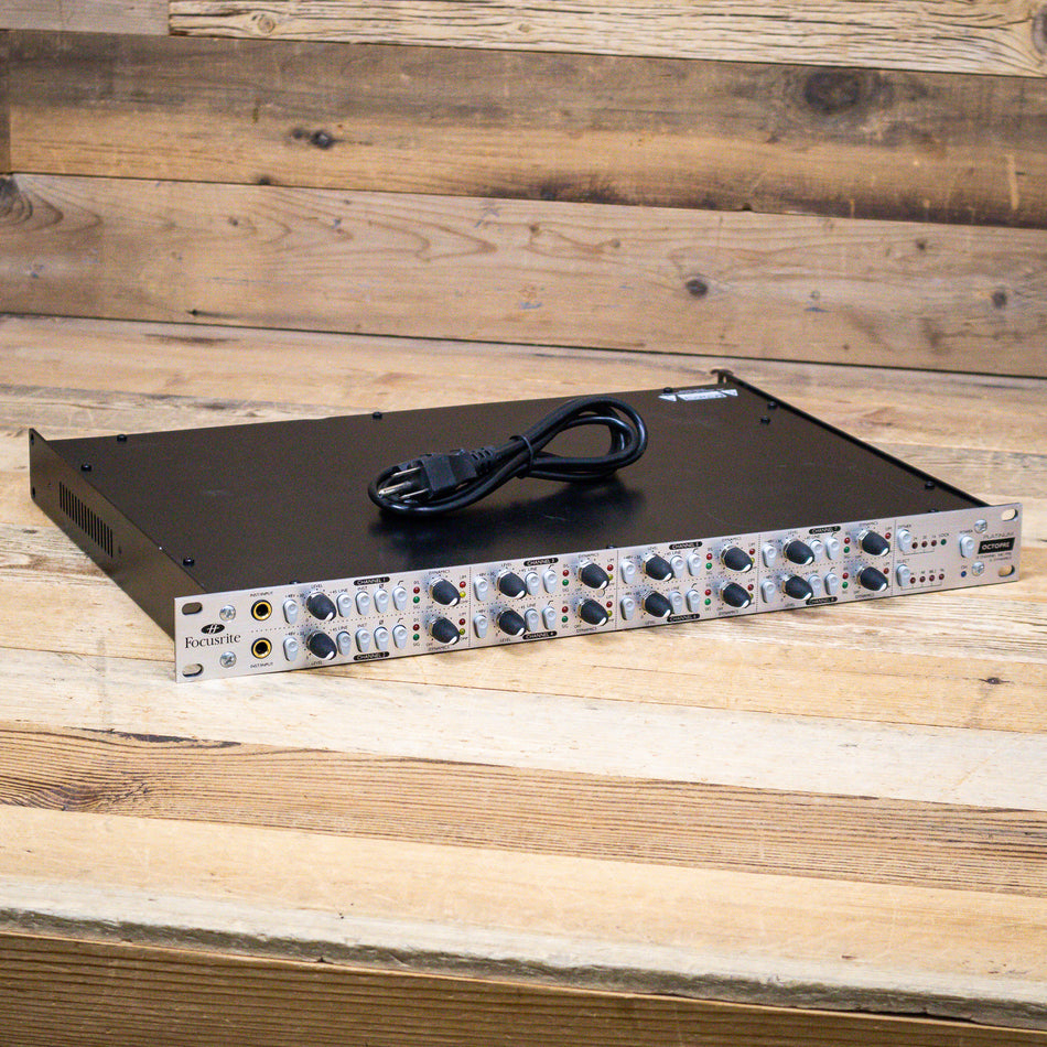 Focusrite OctoPre Platinum Dynamic 8-Channel Mic Preamp