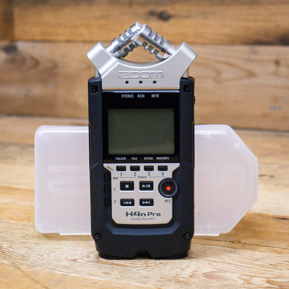Zoom H4N Pro Digital Handheld Recorder