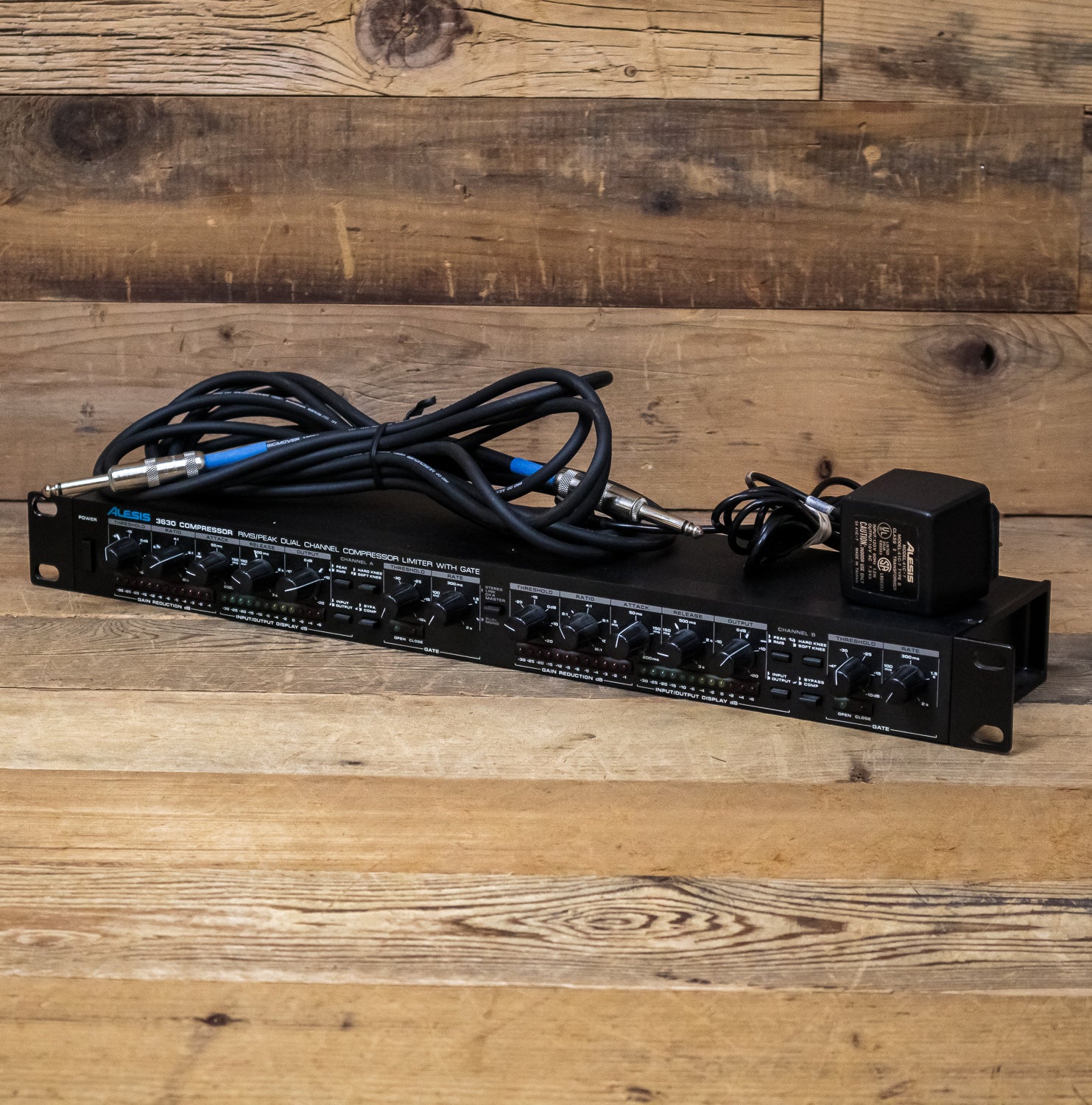 Alesis 3630 2-Channel Compressor Limiter with Gate – Pixel Pro Audio
