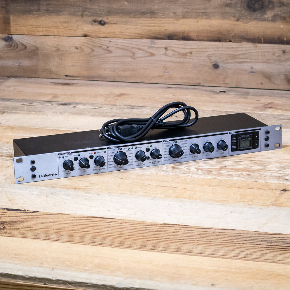TC Electronic M300 Dual-Engine Multi-Effects Rack Processor