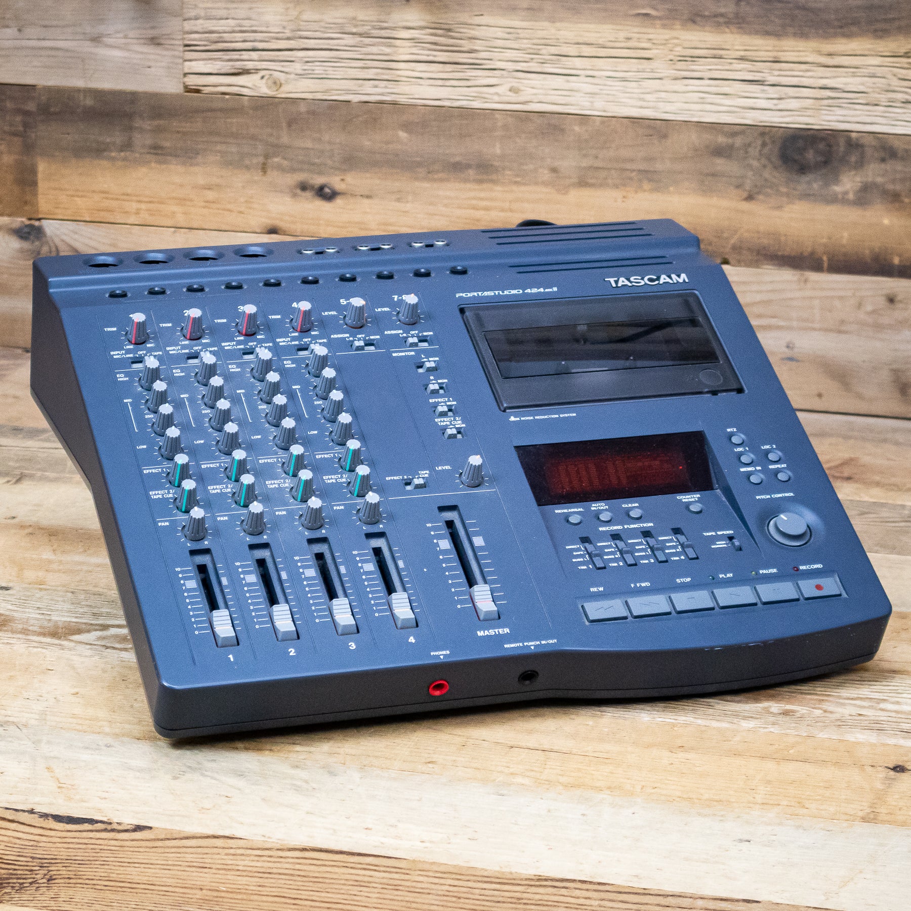 Tascam 424 MK2 Portastudio 4-Track Analog Tape Cassette Recorder