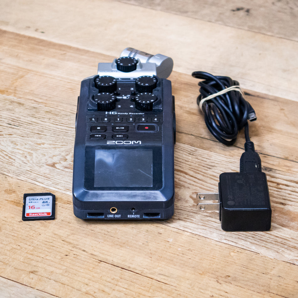 Zoom H6 Digital Handheld Recorder with X/Y Capsule