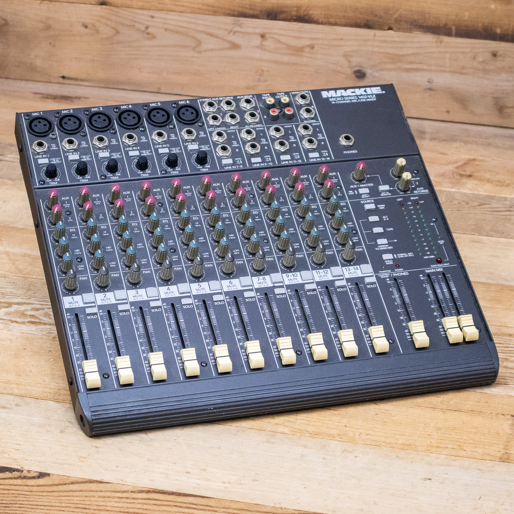 Mackie 1402 VLZ Analog Mixing Console – Pixel Pro Audio