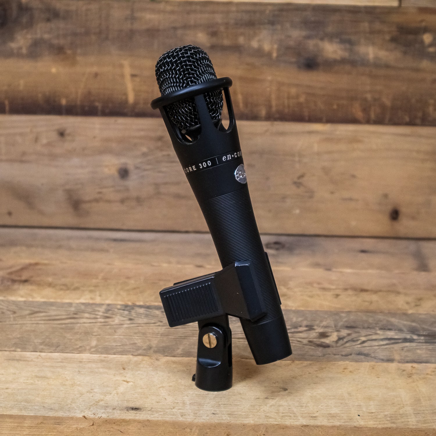 Blue Microphones enCore 300 Condenser Microphone, Black – Pixel