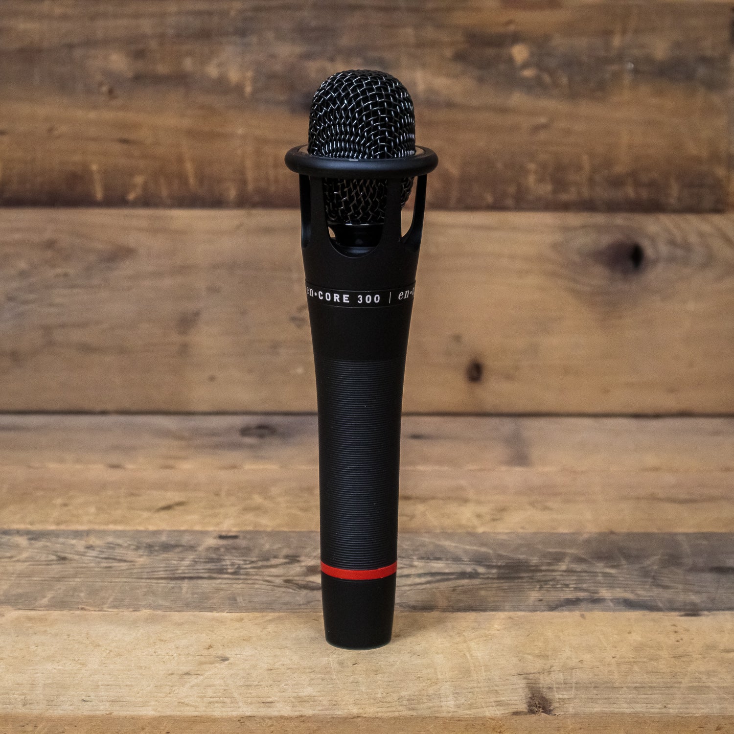 Blue Microphones enCore 300 Condenser Microphone, Black – Pixel