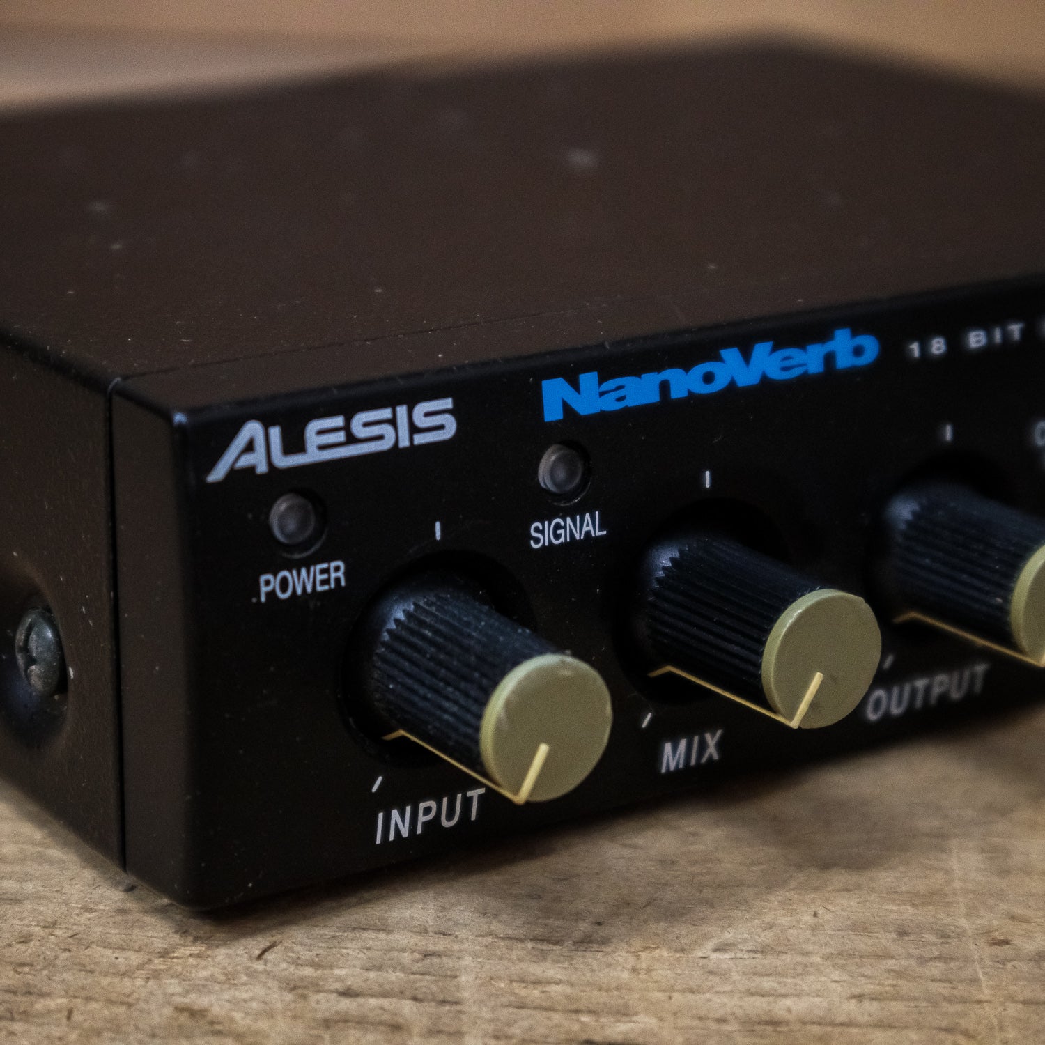 Alesis Nanoverb 16-Bit Digital Reverb Effects Processor – Pixel