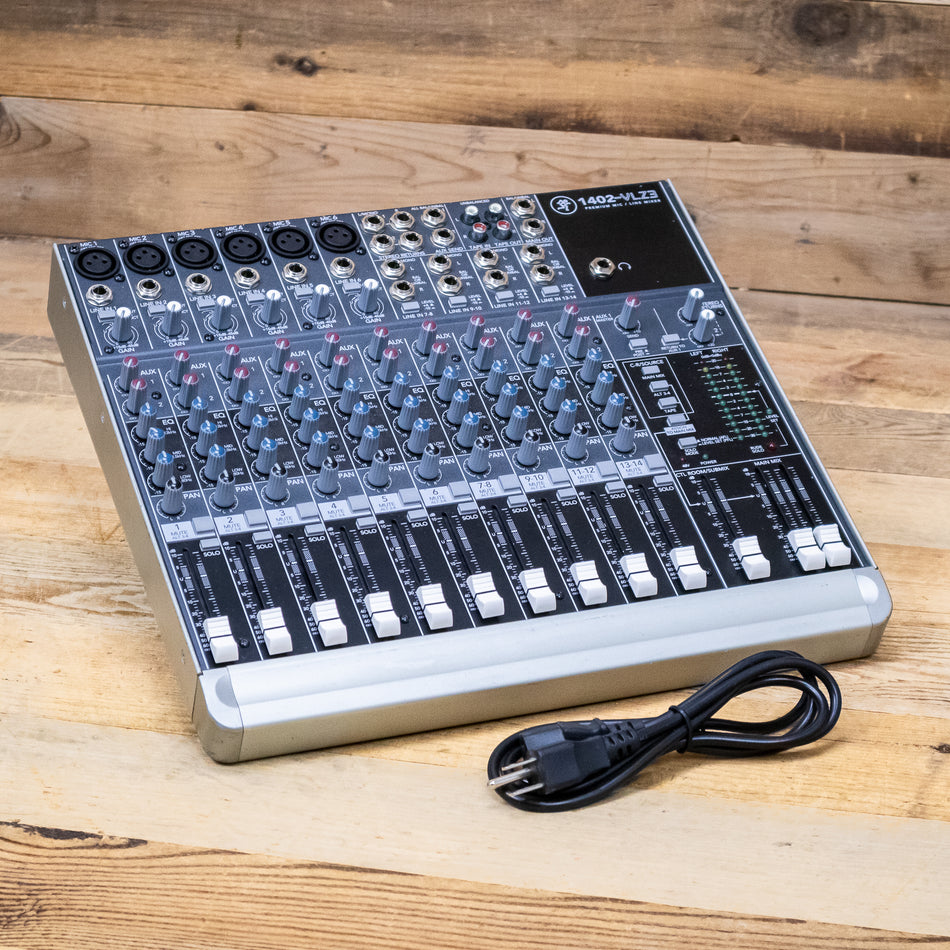 Mackie 1402 VLZ3 Analog Mixing Console