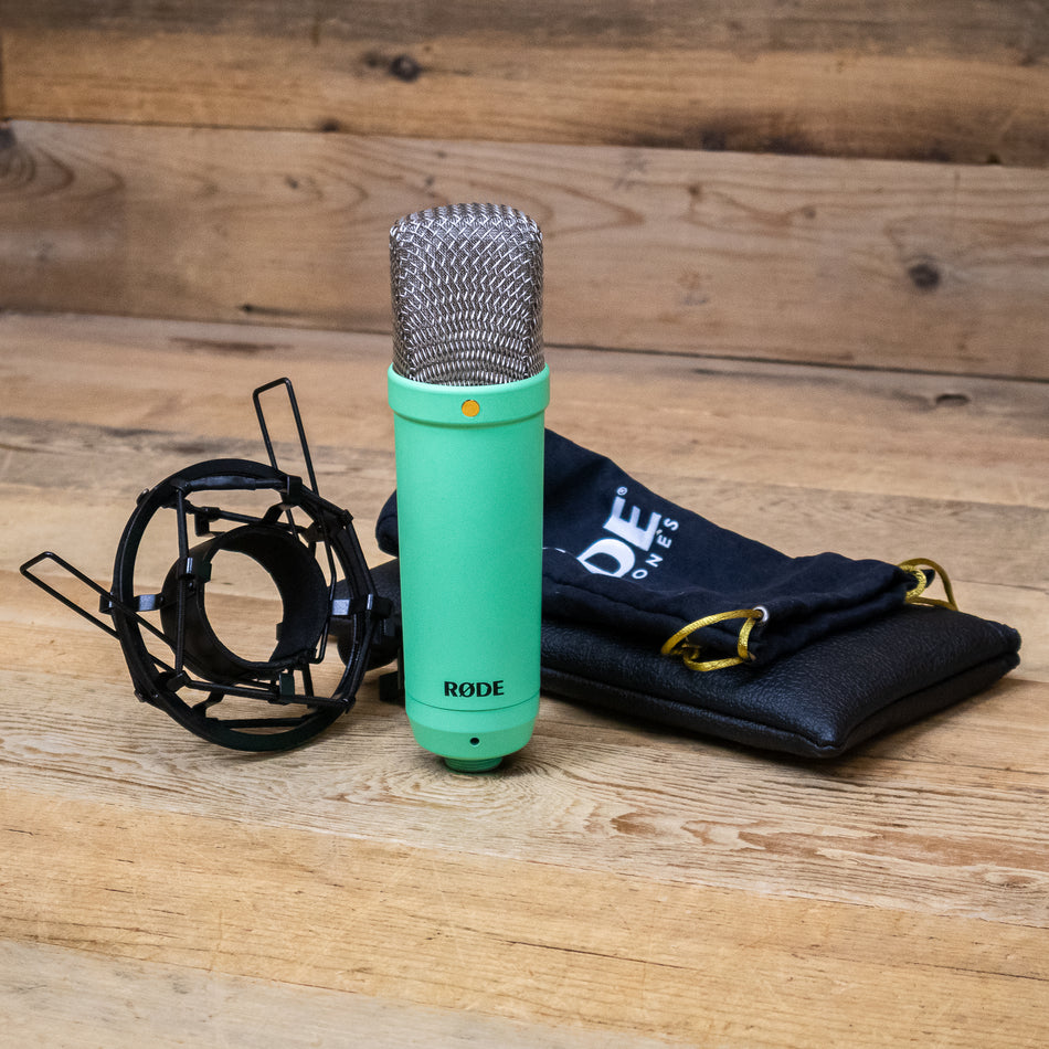 Rode NT1 Signature Series Large-Diaphragm Condenser Microphone, Green