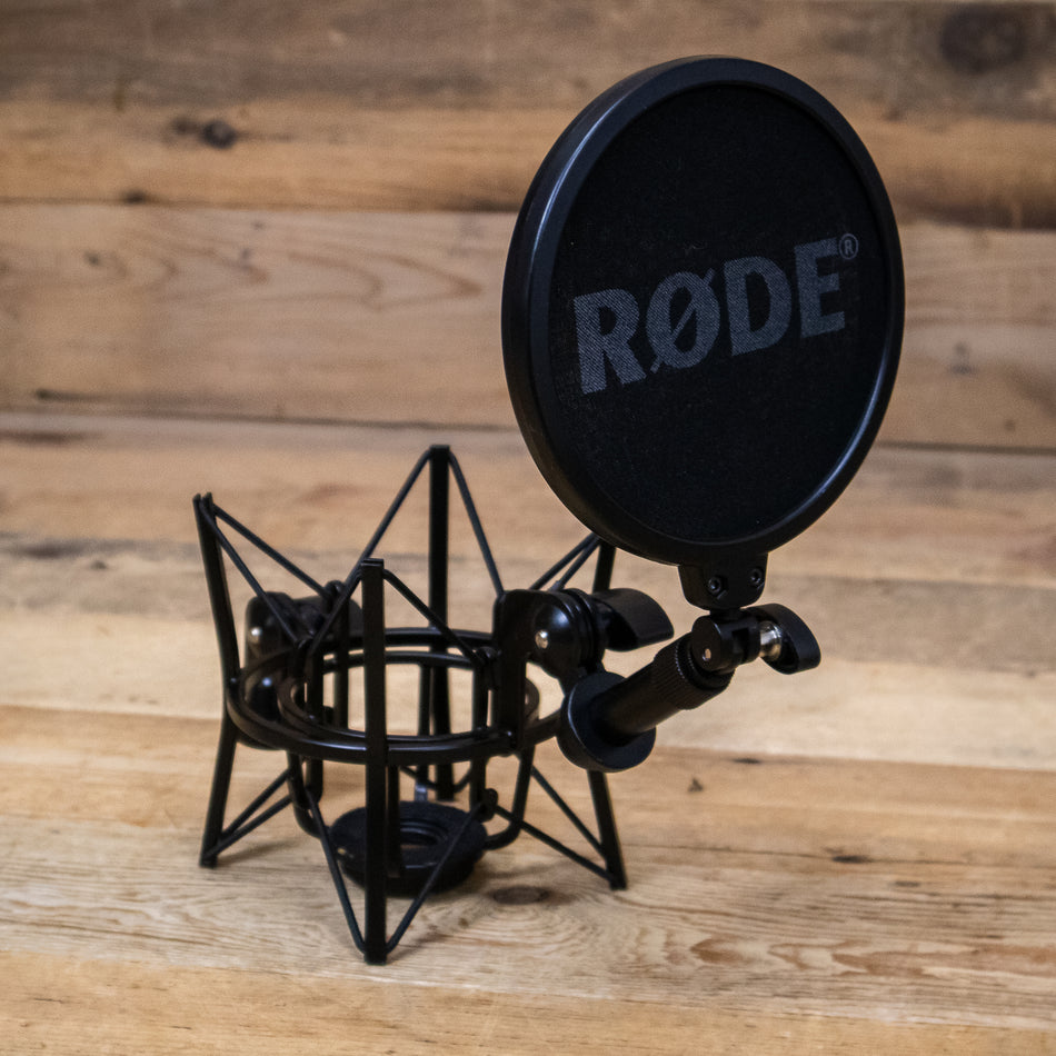 Rode SM6 Shock Mount with Pop Filter for NT1-A, NT2-A, NT1000, NT2000, NTK, K2, Procaster, Podcaster