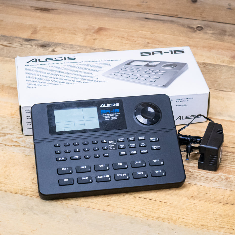 Alesis SR-16 (SR16) Classic Drum Machine