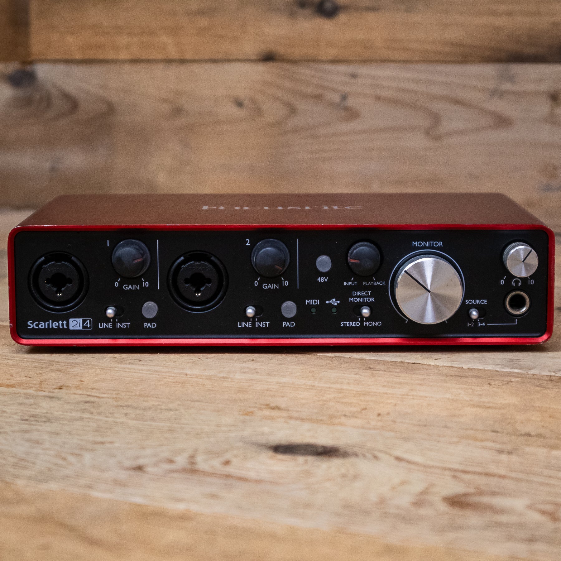 Focusrite Scarlett 2i4 (2nd Gen) USB Audio Recording Interface