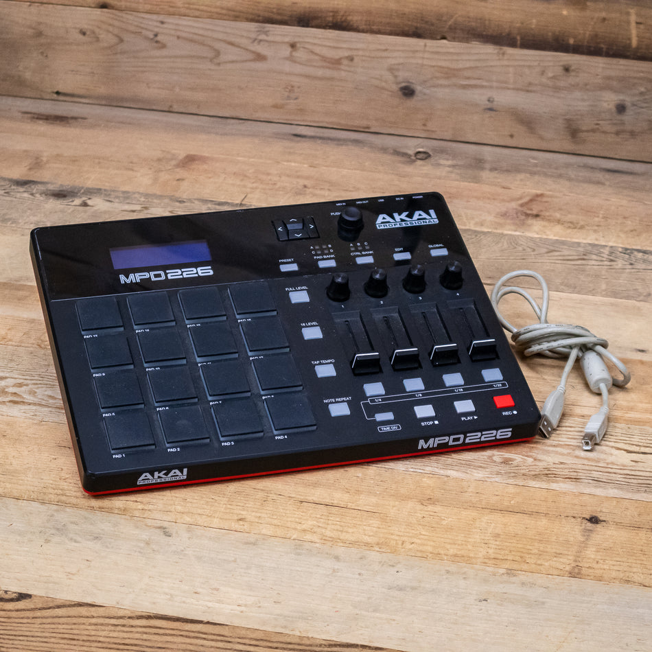 Akai MPD226 USB/MIDI Pad Controller