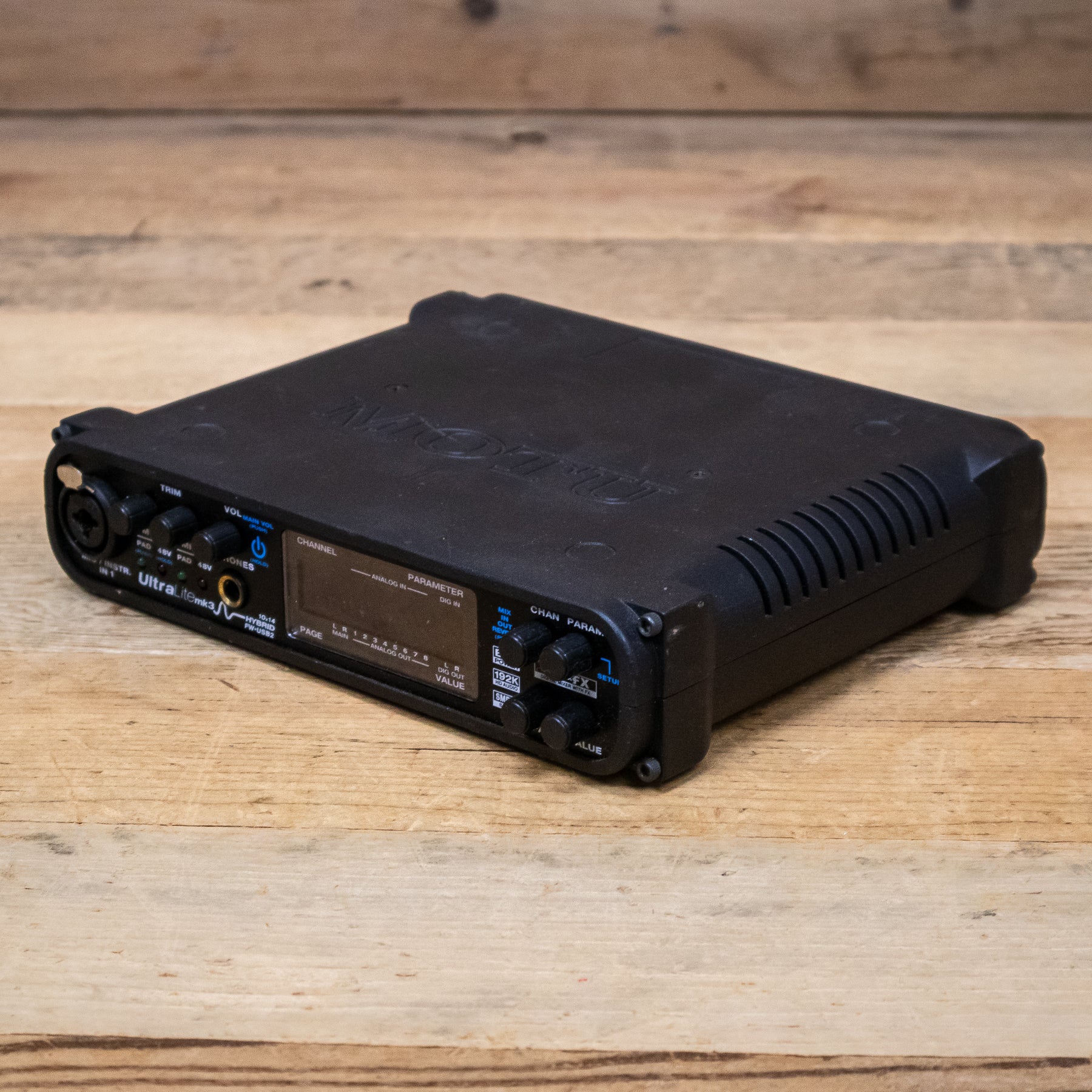 MOTU Ultralite-MK3 Hybrid USB/FireWire Audio Interface – Pixel Pro