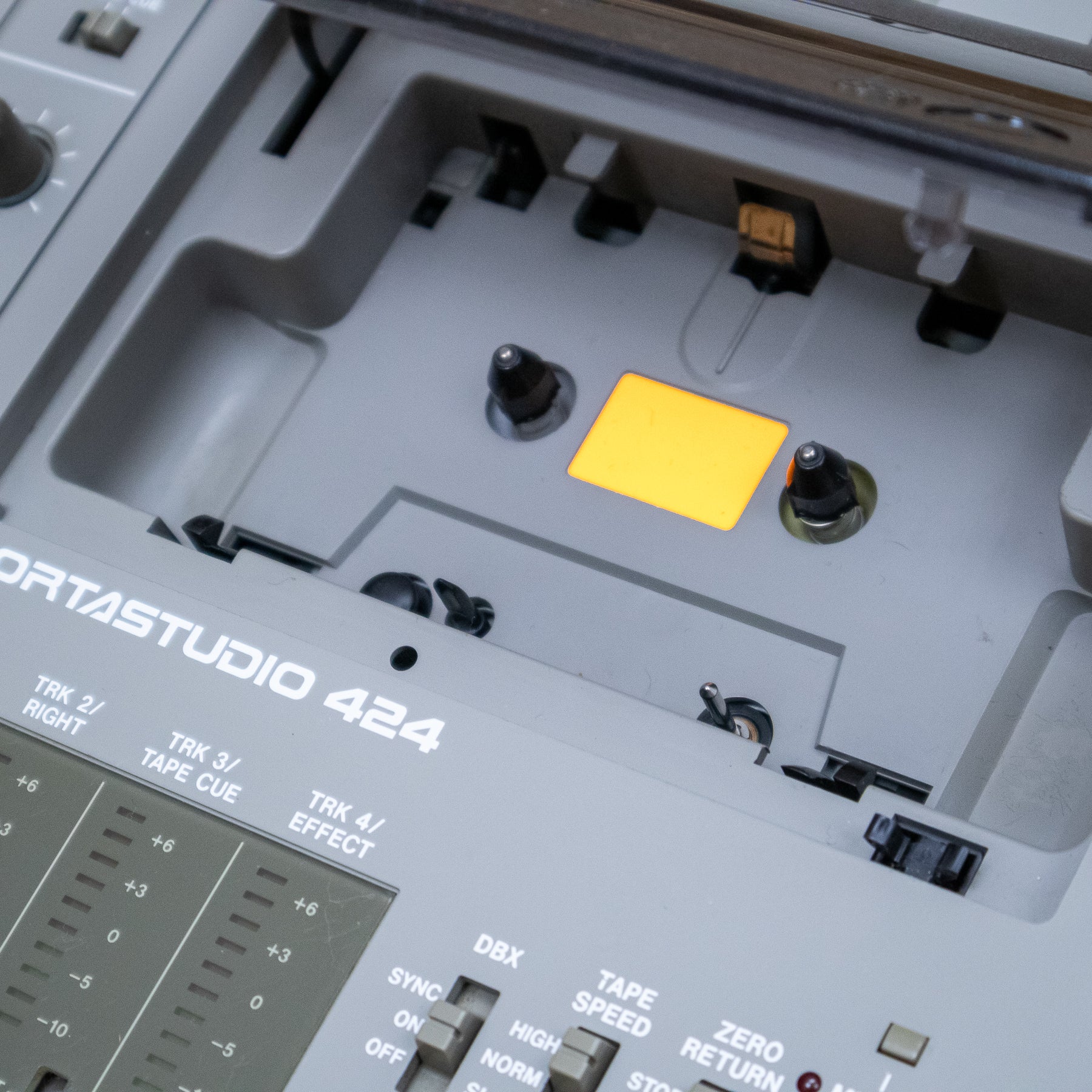 Tascam 424 MK1 Portastudio 4-Track Analog Tape Cassette Recorder