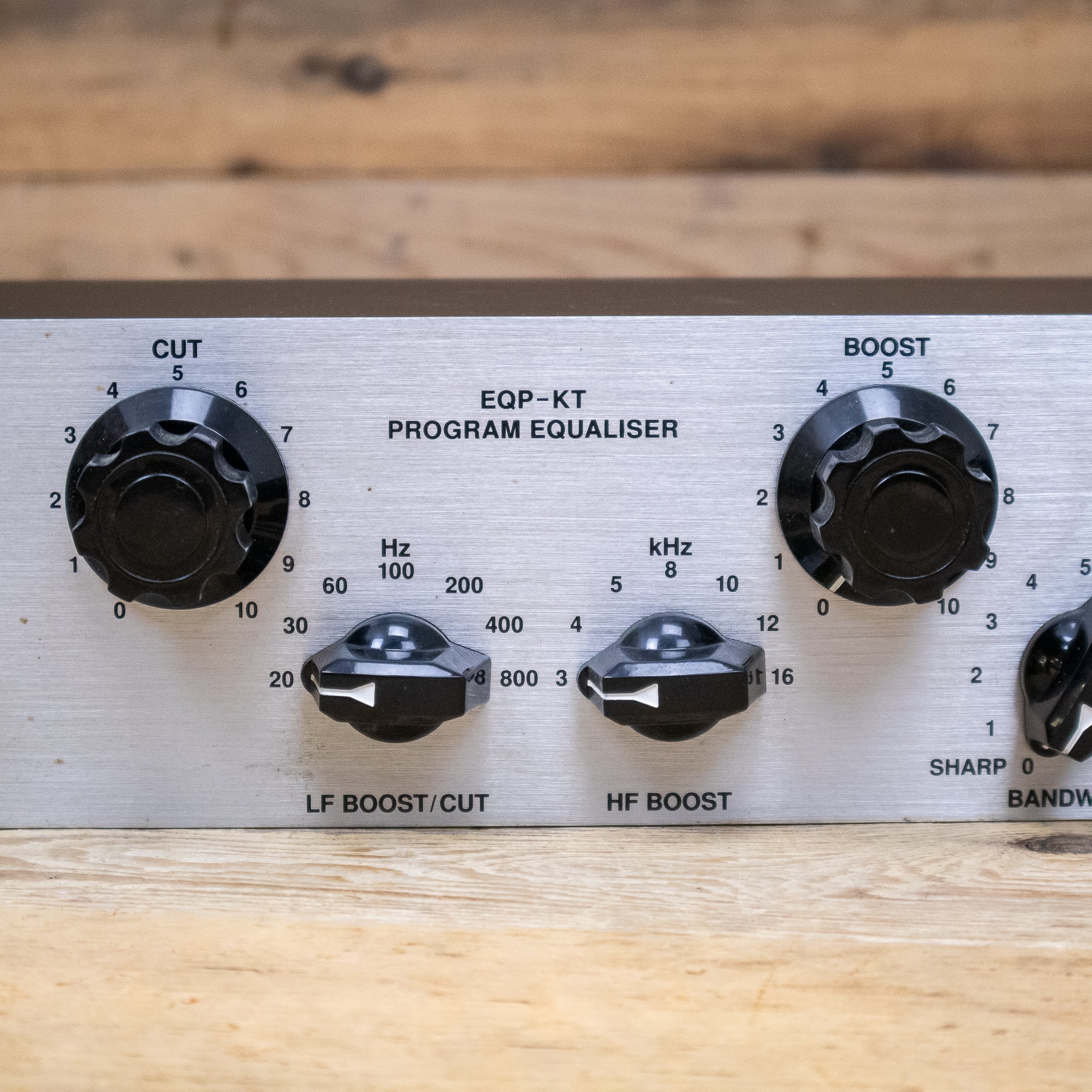 Klark-Teknik EQP-KT Classic Tube Equalizer with Midas Transformers