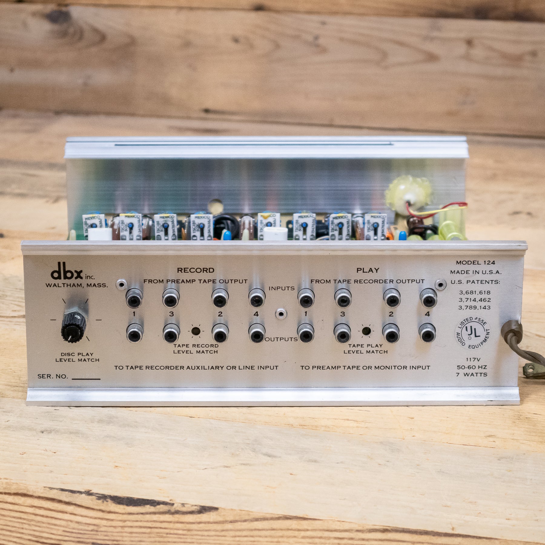 DBX II Model 124 4-Channel Noise Reduction System – Pixel Pro Audio