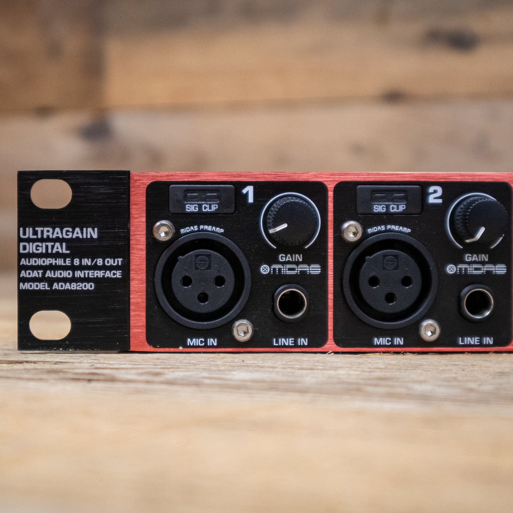 Behringer Ultragain Digital ADA8200 8-Channel ADAT Audio Interface